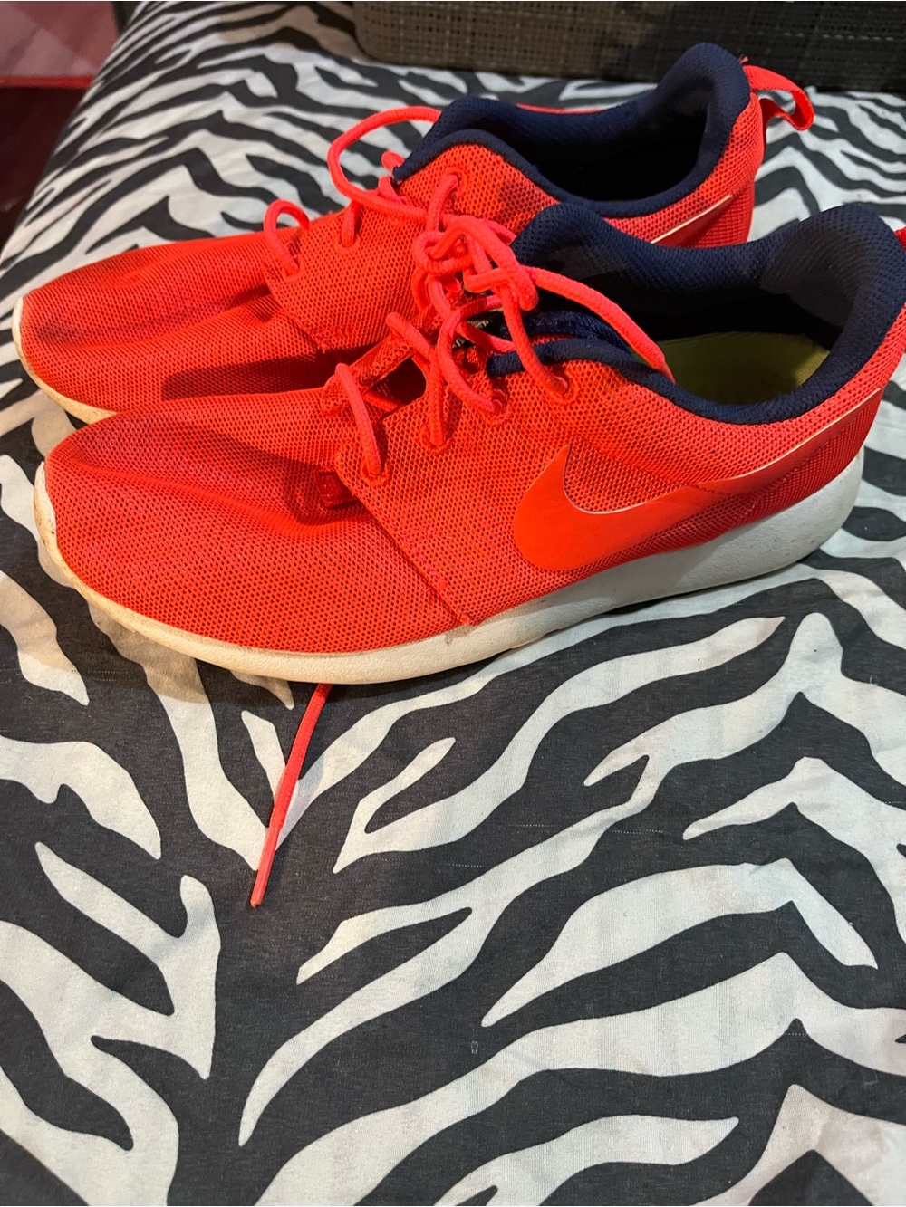 Nike Kids Red Mesh Athletic Sneakers with Navy Collar